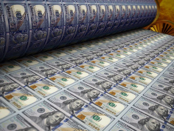 100 US Dollar bills